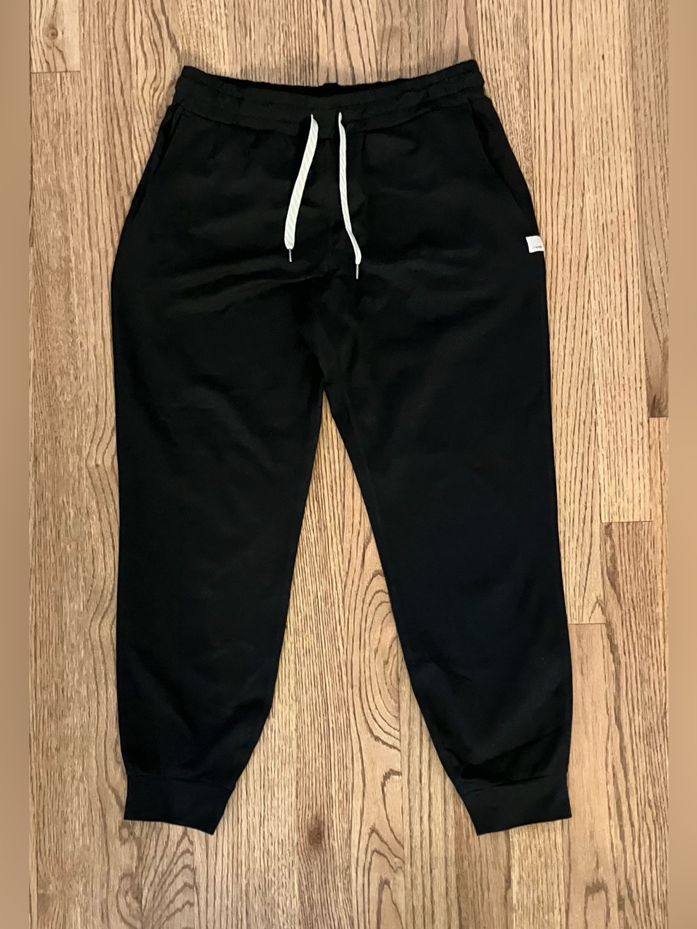 Vuori Performance Jogger - Picture 2 of 4
